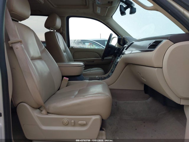 2009 CADILLAC ESCALADE 1GYFK23289R263532 Photo 4