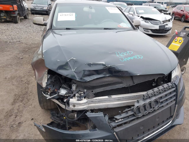 43783769 :رقم المزاد ، WAUEFAFL4AN055435 vin ، 2010 Audi A4 2.0t Premium مزاد بيع