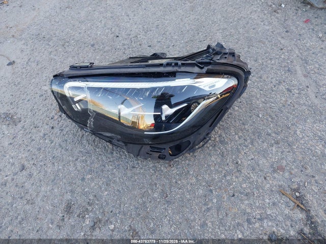 43783779 :رقم المزاد ، W1KZF8DBXMA891730 vin ، 2021 Mercedes-benz E 350 مزاد بيع