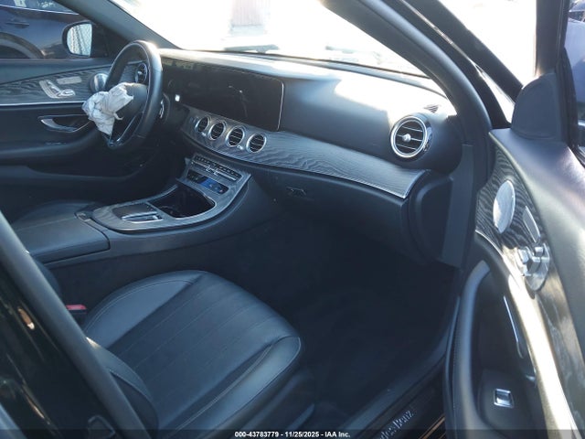 2021 MERCEDES-BENZ E 350 W1KZF8DBXMA891730 Photo 4