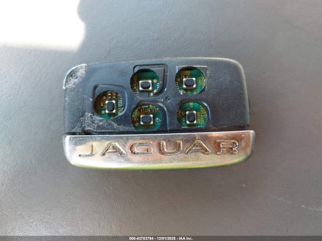 2015 JAGUAR XJ SAJWA2GZ6F8V79479 Photo 10