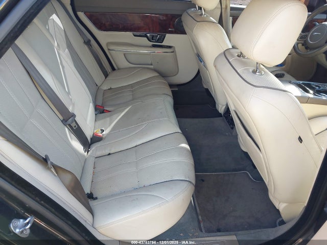 2015 JAGUAR XJ SAJWA2GZ6F8V79479 Photo 7