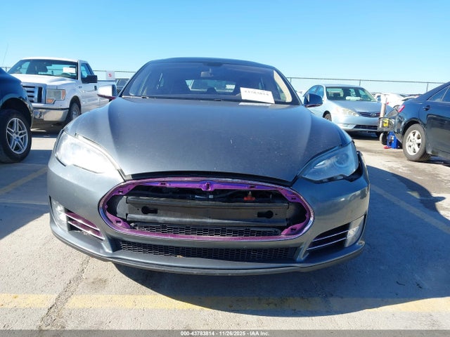 2013 TESLA MODEL S 5YJSA1CP3DFP06231 Photo 5