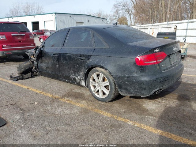 2011 AUDI A4 WAUBFAFLXBN023142 Photo 2