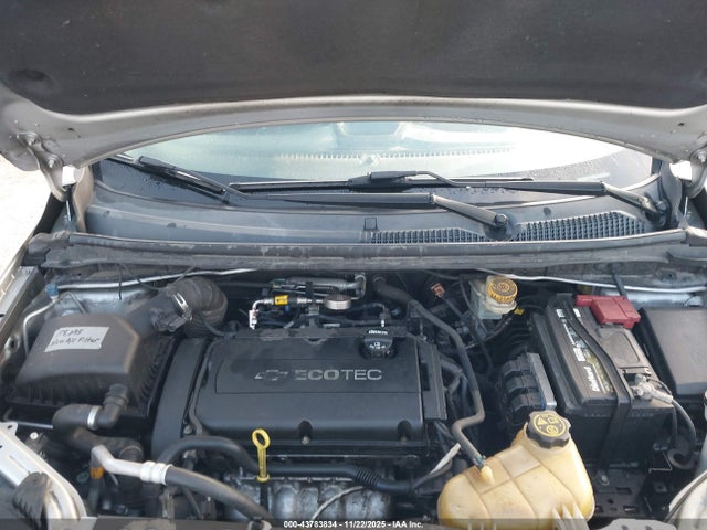 2015 CHEVROLET SONIC 1G1JC5SG8F4202789 Photo 9