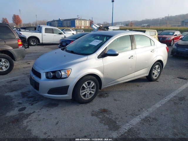 2015 CHEVROLET SONIC 1G1JC5SG8F4202789 Photo 1