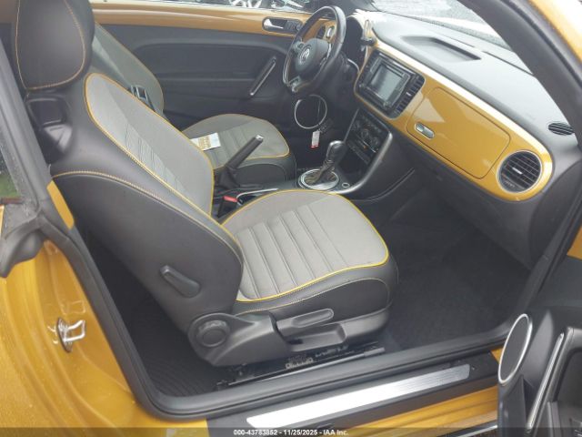 2017 VOLKSWAGEN BEETLE 3VWS17AT0HM630839 Photo 4