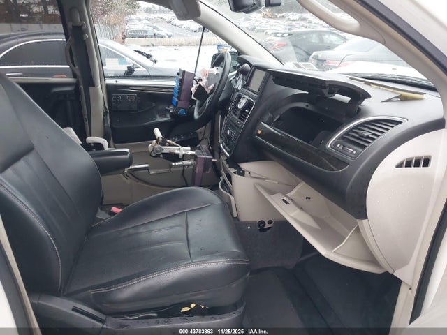 Продажа на аукционе авто 2013 Chrysler Town & Country Touring-l, vin: 2C4RC1CG1DR623829, номер лота: 43783863