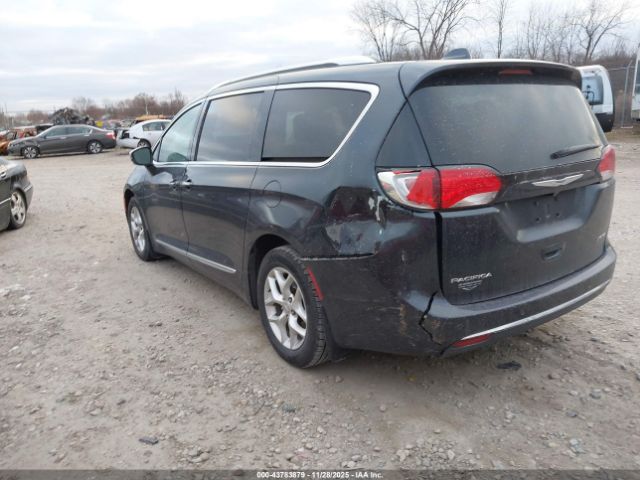 2020 CHRYSLER PACIFICA 2C4RC1GG2LR266914 Photo 2