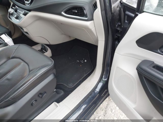 2020 CHRYSLER PACIFICA 2C4RC1GG2LR266914 Photo 4