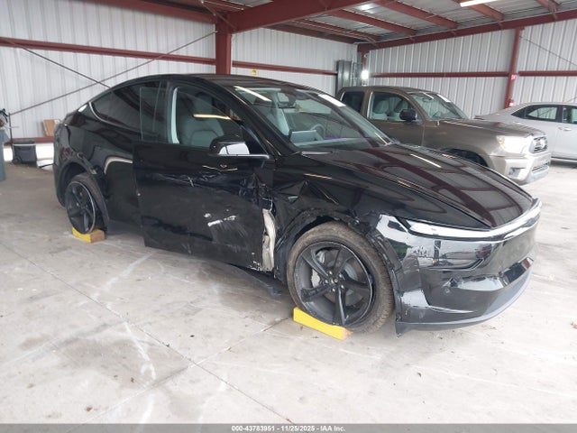 2026 TESLA MODEL Y 7SAYGDEEXTF373128 Photo 0
