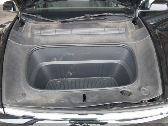 2026 TESLA MODEL Y 7SAYGDEEXTF373128 Photo 9