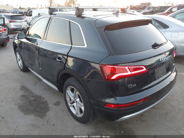 2019 AUDI Q5 WA1ANAFY4K2087413 Photo 2