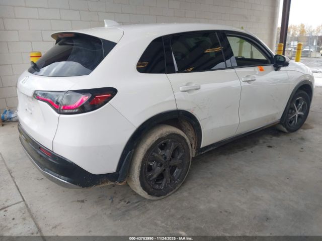 2024 HONDA HR-V 3CZRZ1H7XRM710855 Photo 3