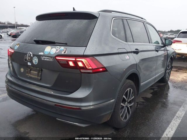 2021 VOLKSWAGEN TIGUAN 3VV3B7AX7MM006636 Photo 3