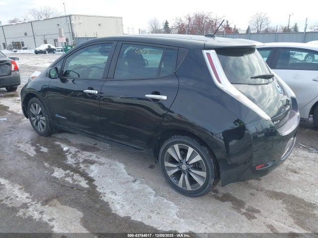 1N4AZ0CP6FC320665 Nissan LEAF SV