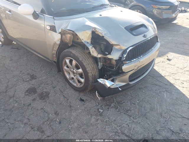 2008 MINI COOPER S WMWMF73568TV36443 Photo 5