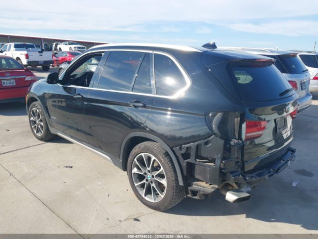 2018 BMW X5 5UXKR2C55J0X08066 Photo 2