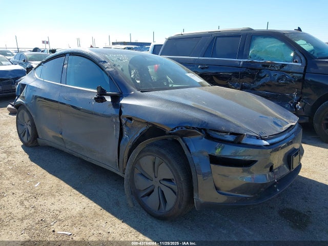2026 TESLA MODEL Y 7SAYGDEE2TA396741 Photo 0