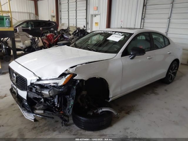 2024 VOLVO S60 7JRL12FKXRG321628 Photo 1