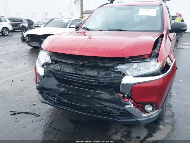 2018 MITSUBISHI OUTLANDER JA4AZ3A37JZ028258 Photo 5