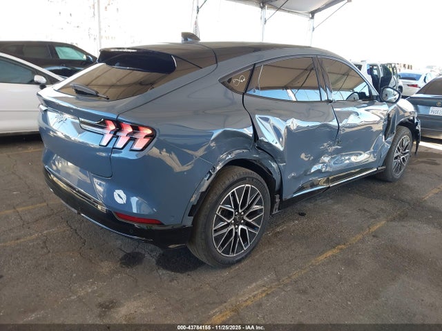 Ford Mustang Mach-e Premium 2024 3FMTK3R44RMA15119 Image 4