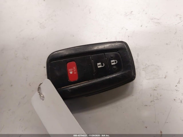JTDKBRFU8G3516830 Toyota Prius Two