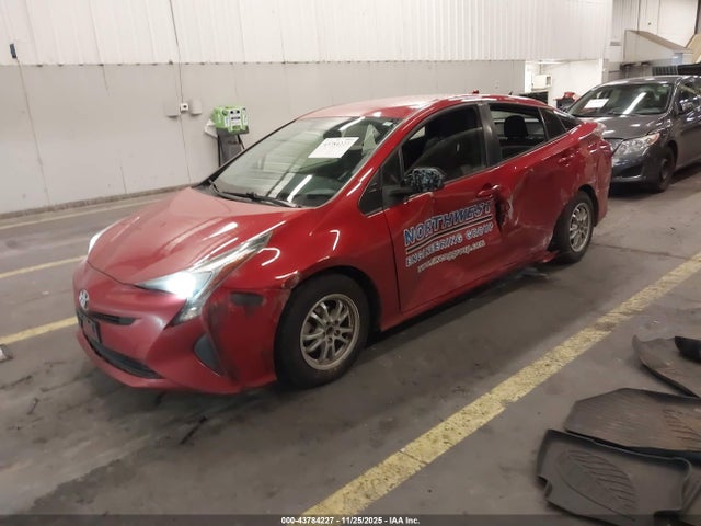 JTDKBRFU8G3516830 Toyota Prius Two