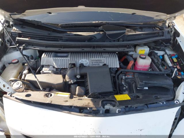 2015 TOYOTA PRIUS JTDKN3DU1F0412574 Photo 9