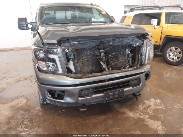 2019 NISSAN TITAN XD 1N6BA1F47KN519779 Photo 5
