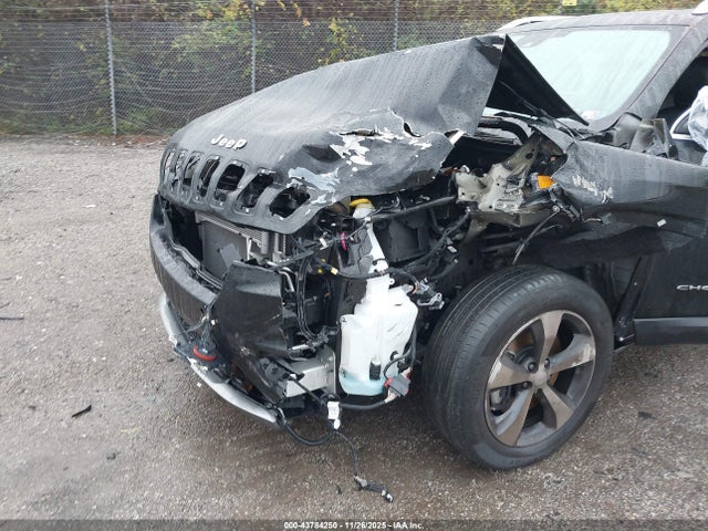 1C4PJMDX2MD178811 Jeep Cherokee Limited 4x4