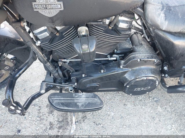 2021 HARLEY-DAVIDSON FLHXS 1HD1KRP10MB675065 Photo 8