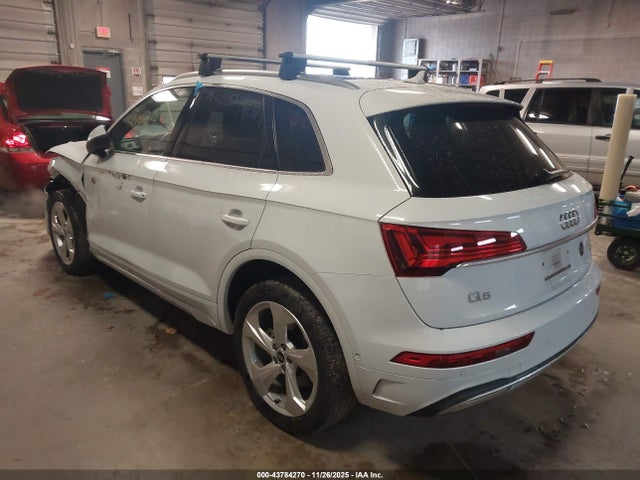 2021 AUDI Q5 WA1CAAFY8M2089804 Photo 2