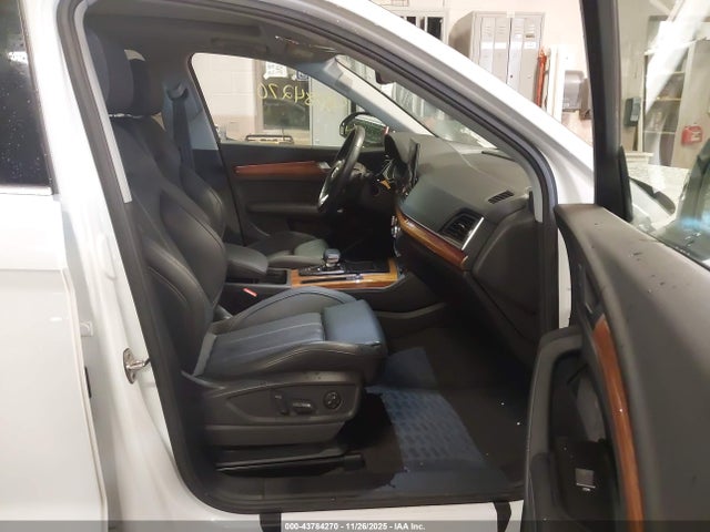 2021 AUDI Q5 WA1CAAFY8M2089804 Photo 4