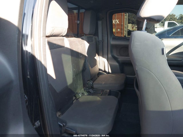 5TFRZ5CN2GX017921 Toyota Tacoma Trd Sport