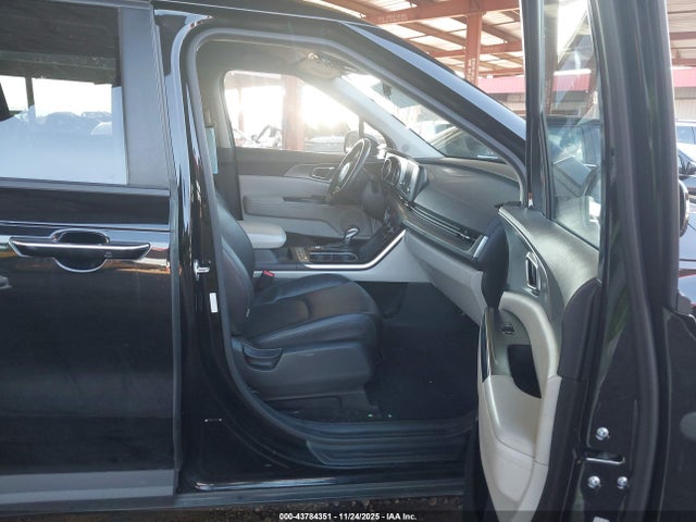 KNDNB4H31R6359437 KIA Carnival Mpv Lx Seat Package