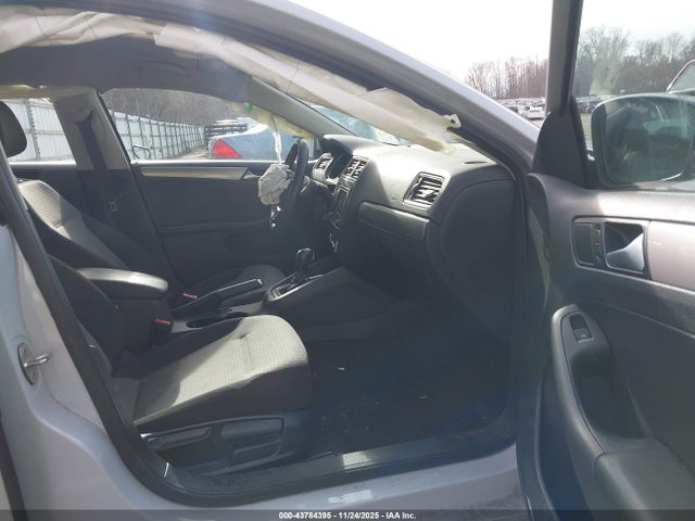 Aukcja sprzedaży 2017 Volkswagen Jetta 1.4t S, vin: 3VW2B7AJ4HM239429, numer aukcji: 43784395