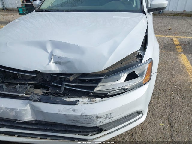 Aukcja sprzedaży 2017 Volkswagen Jetta 1.4t S, vin: 3VW2B7AJ4HM239429, numer aukcji: 43784395