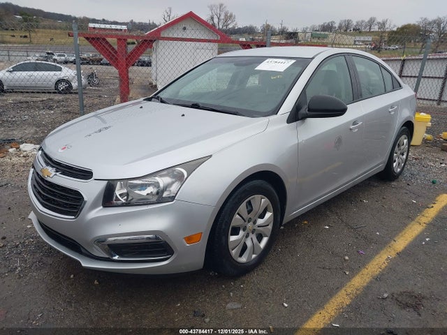 1G1PA5SH0F7123379 Chevrolet Cruze Ls Auto