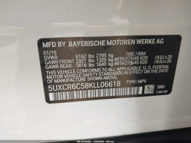 2019 BMW X5 5UXCR6C58KLL06618 Photo 8
