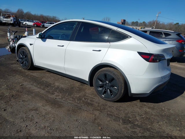 2022 TESLA MODEL Y 7SAYGDEE3NF376116 Photo 2