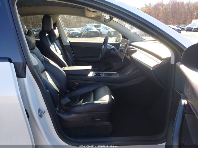 2022 TESLA MODEL Y 7SAYGDEE3NF376116 Photo 4