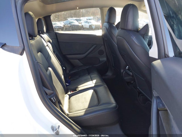 2022 TESLA MODEL Y 7SAYGDEE3NF376116 Photo 7
