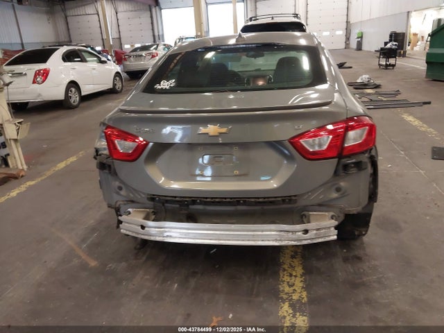 Chevrolet Cruze Lt Auto 2018 1G1BE5SM1J7211409 Image 16