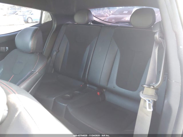 Hyundai Veloster 2.0 Premium 2019 KMHTG6AF2KU007215 Image 8