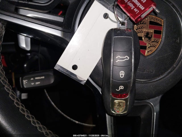 2018 PORSCHE MACAN WP1AA2A53JLB00762 Photo 10