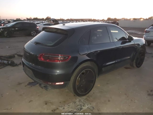 2018 PORSCHE MACAN WP1AA2A53JLB00762 Photo 3