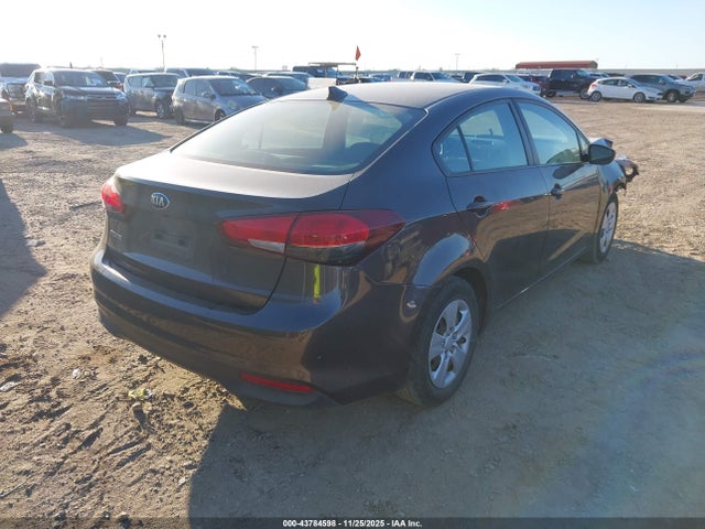 KIA FORTE LX 2017 3KPFL4A73HE073922 Image 4