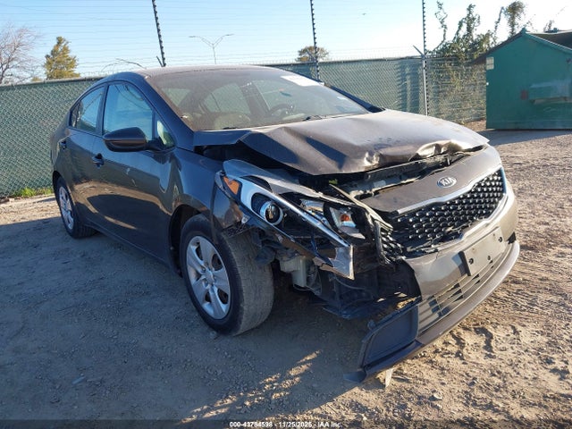 KIA FORTE LX 2017 3KPFL4A73HE073922 Image 6