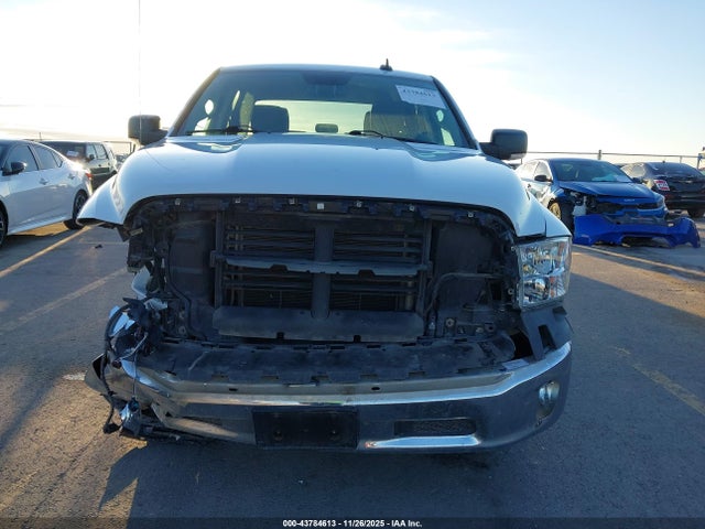 Продаж на аукціоні авто 2021 Ram 1500 Classic Slt  4x4 5'7 Box, vin: 3C6RR7LT9MG587433, номер лоту: 43784613